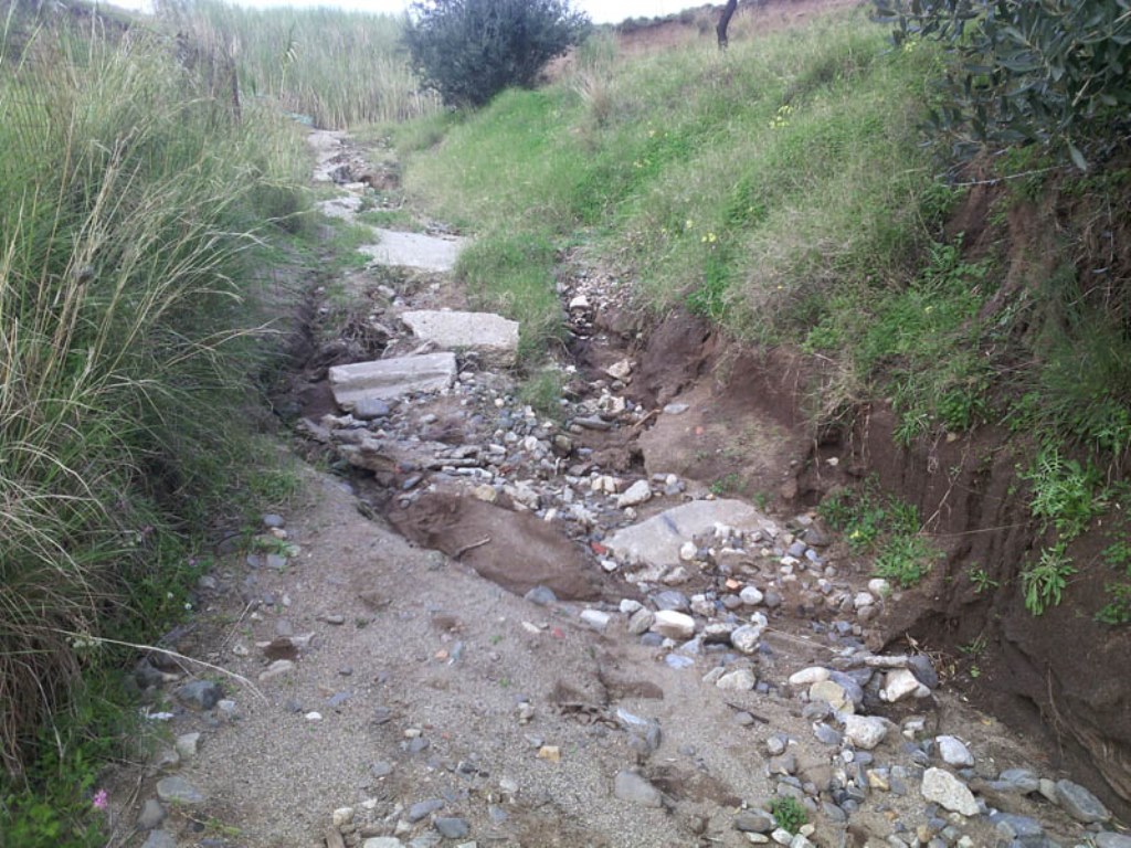 Reggio Calabria Grave Dissesto Idrogeologico E Smottamenti Isolano