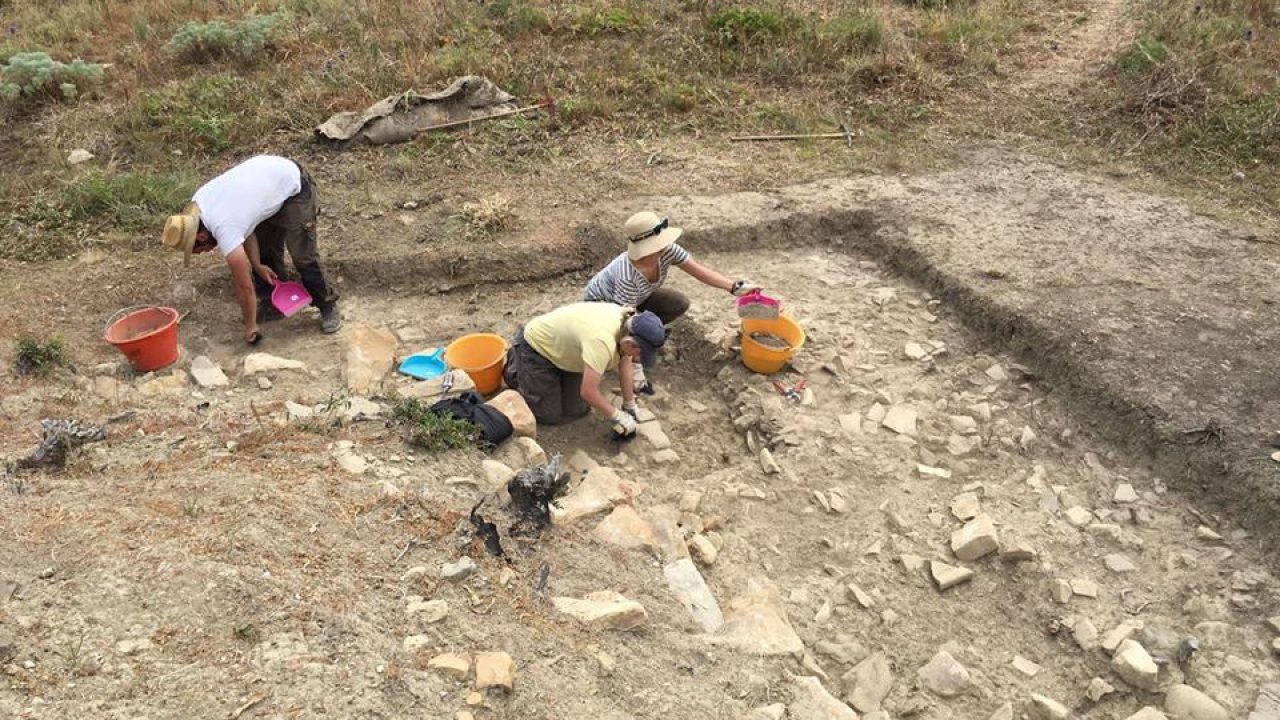 Messina Iniziata La 2ª Campagna Di Scavi Della Missione Italo Inglese Presso L Area Del Santuario Di Apollo Dell Antica Citta Di Halaesa Foto E Dettagli Stretto Web