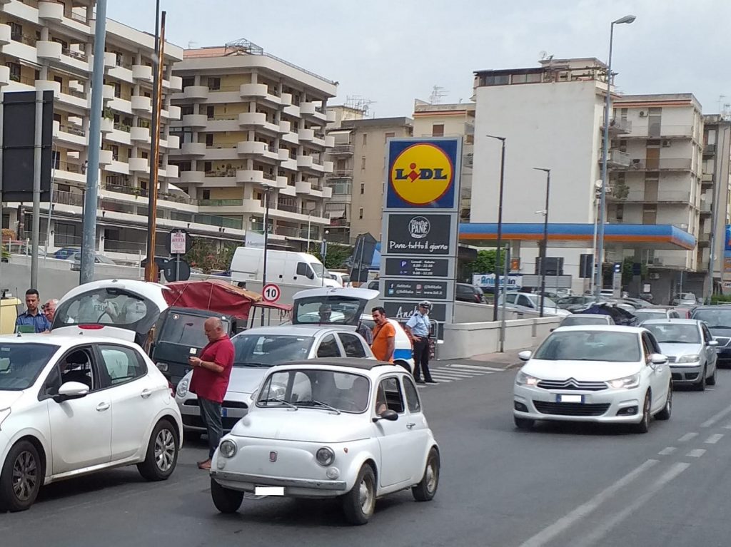 Messina Blitz Della Municipale Sulla Ss 114 Giro Di Vite Contro Gli