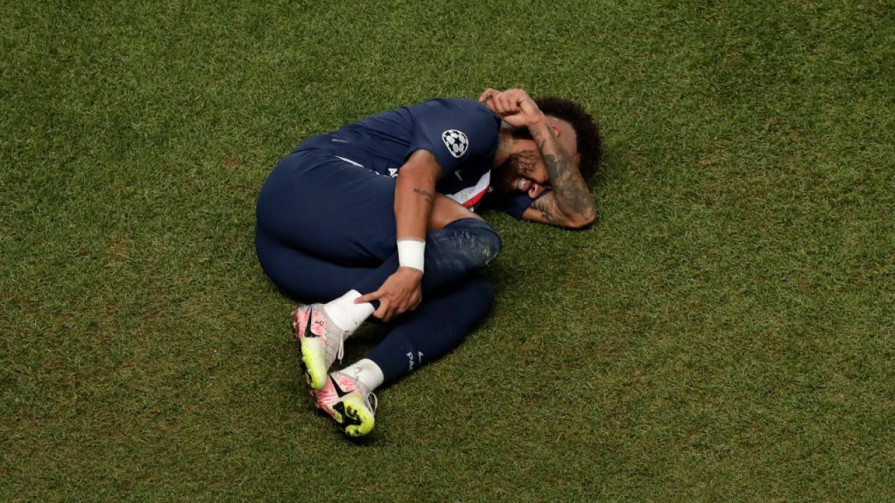 infortunio neymar sospiro di sollievo per il brasiliano dio mi ha salvato da qualcosa di serio strettoweb