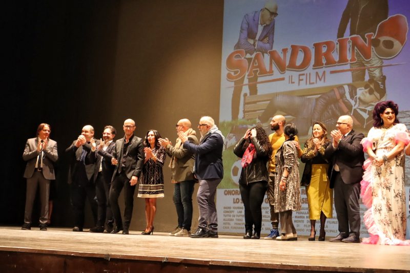 Sandrino Il Film Teatro Cilea Sold Out La Sera Della Prima Le Reazioni A Caldo Dei Reggini