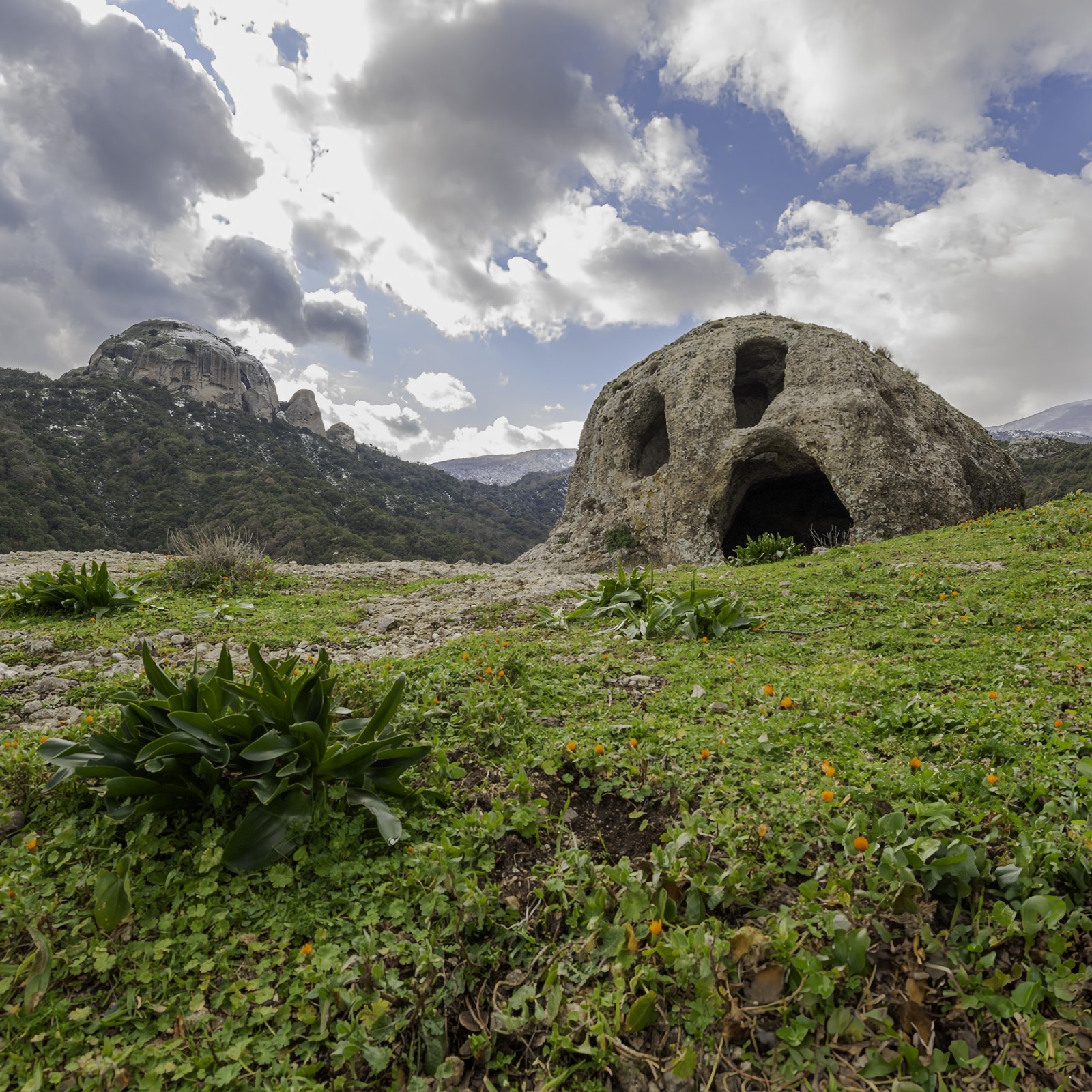 Fortificazioni In Aspromonte Pietra Cappa E Le Rocche Di San Pietro