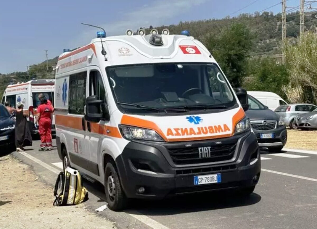 Corigliano Rossano Donna Muore In Auto Dopo Emorragia