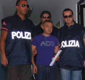 'NDRANGHETA: BOMBA A PG; ARRESTATO BOSS PENTITO E FRATELLO