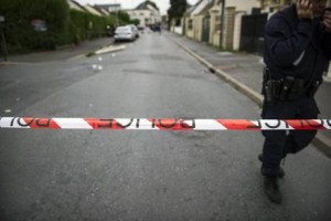 Three men shot at next to a mosque near Paris