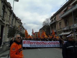 manifestazione vertenza stretto messina (8)