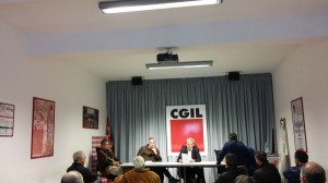 foto assemblea forestali alla cgil