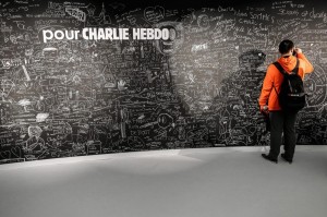 Omaggio a Charlie Hebdo - foto LaPresse