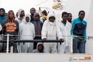 migranti a reggio (9)