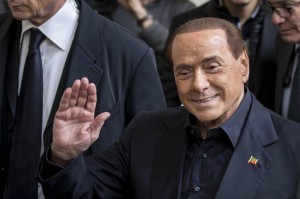 Referendum - Silvio Berlusconi al seggio elettorale