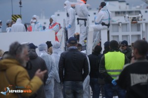 migranti a reggio (27)