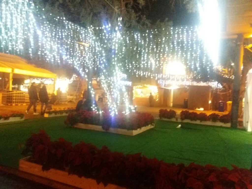 NATALE A MESSINA PIAZZA CAIROLI (1)