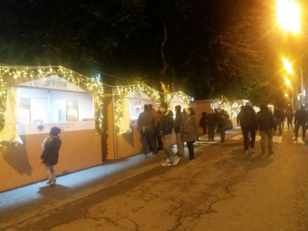 NATALE A MESSINA PIAZZA CAIROLI (1)