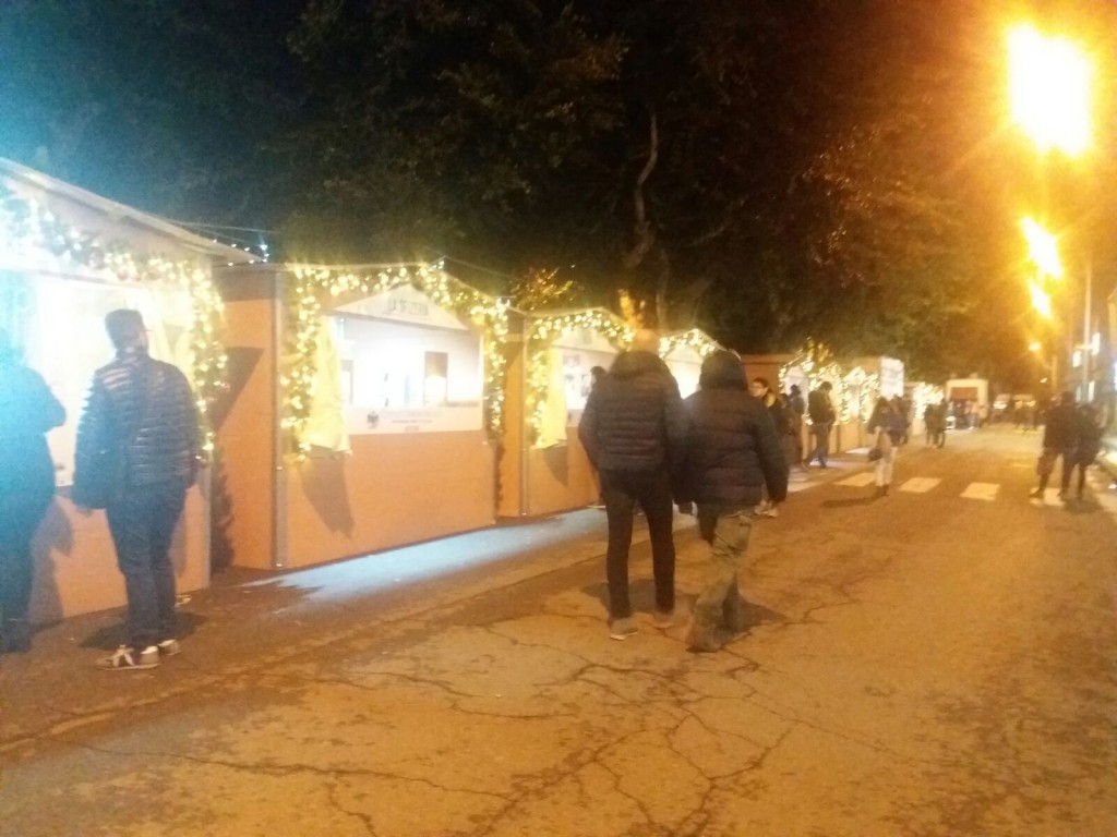 NATALE A MESSINA PIAZZA CAIROLI (1)