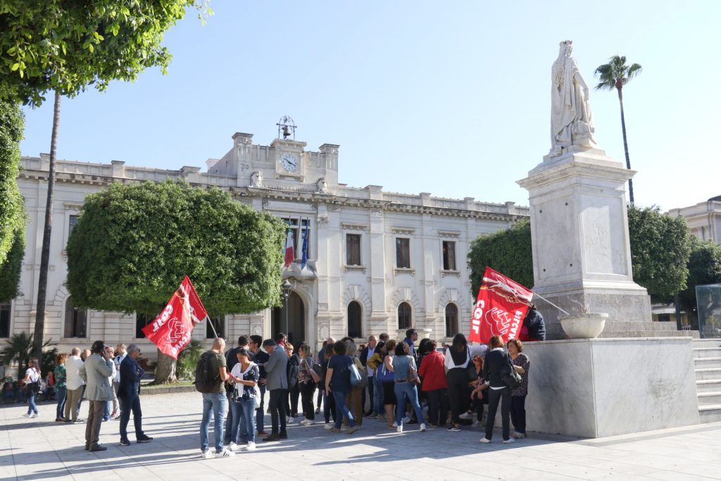 Protesta Lavoratori Siderno (1)