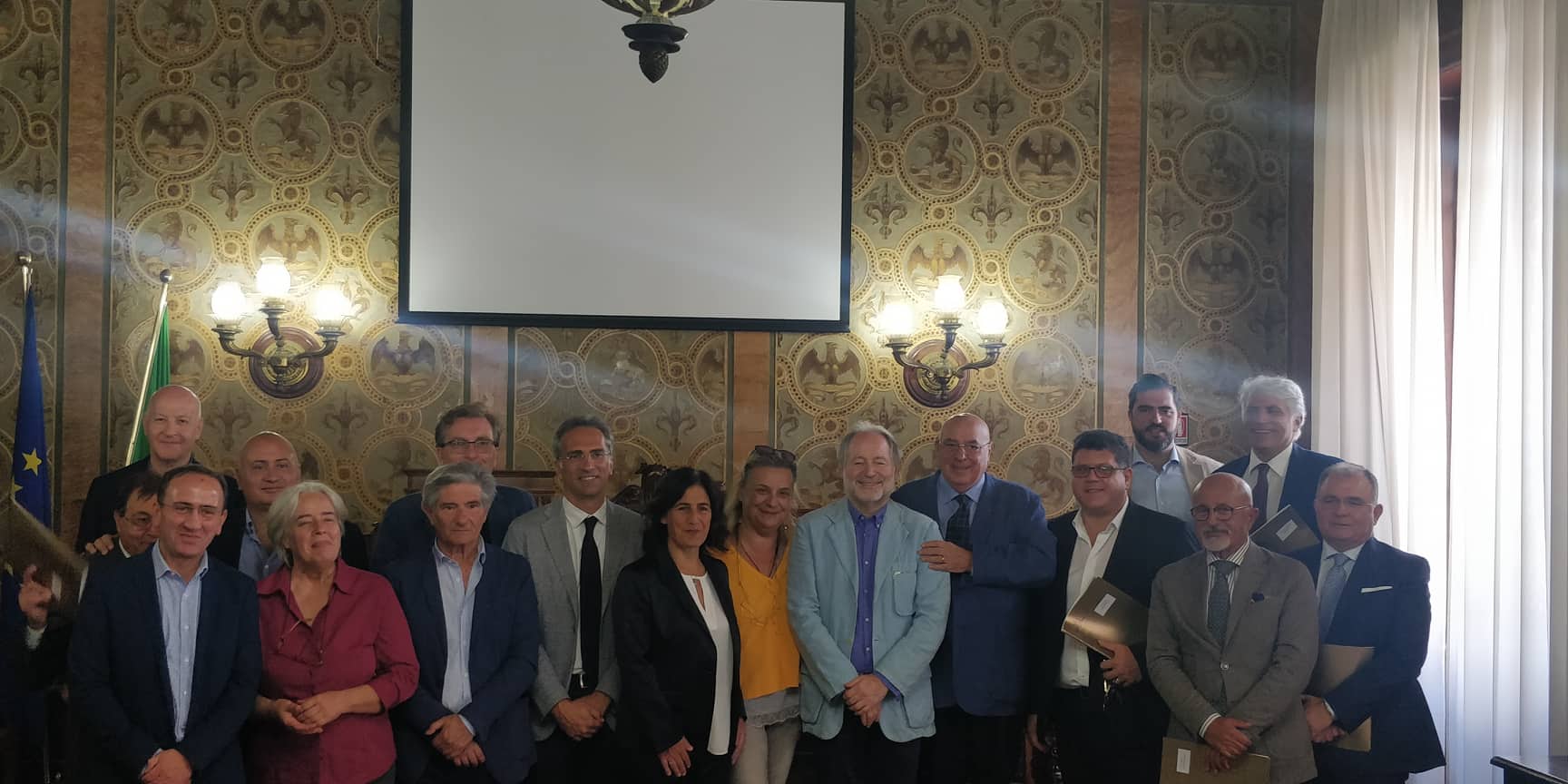 Camera di Commercio di Reggio Calabria: rieletto per acclamazione ...