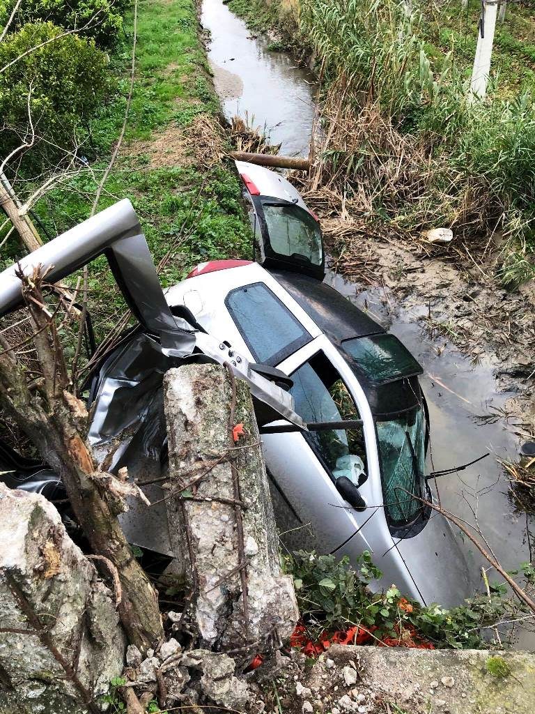 auto caduta