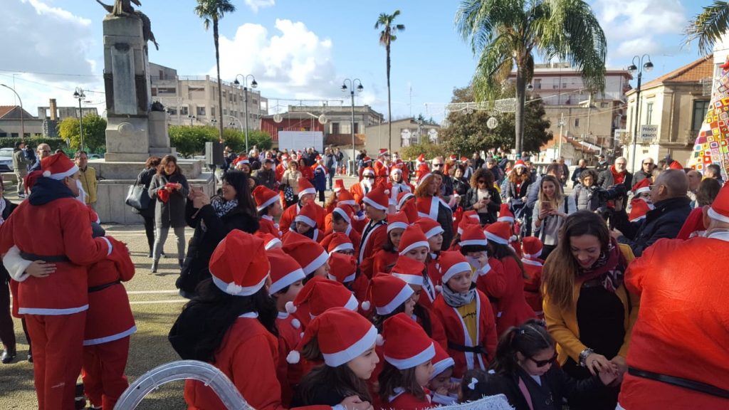 passeggiata babbo natale taurianova