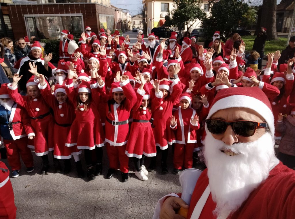 passeggiata babbo natale taurianova