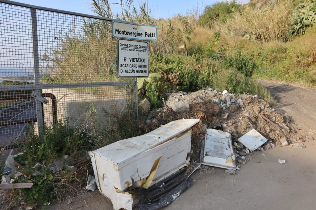 reggio calabria lavori via montevergine petti 7 marzo 2021