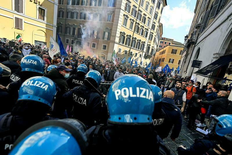 Proteste Montecitorio