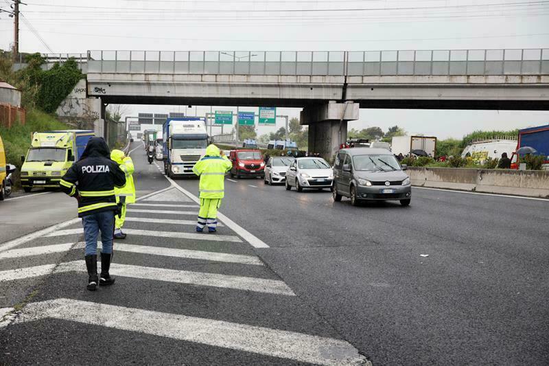 protesta ambulanti raccordo anulare roma