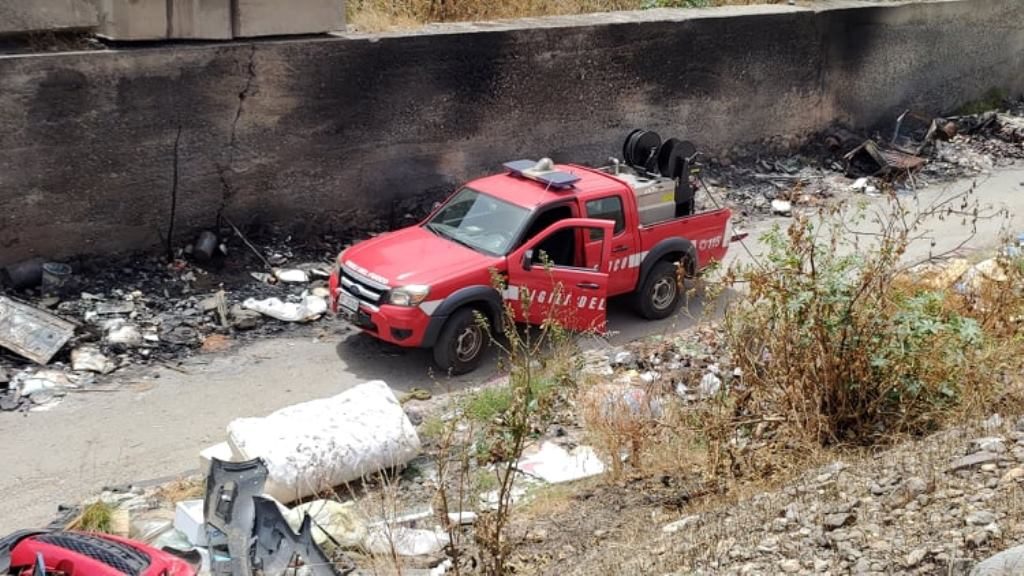 incendio rifiuti san gregorio