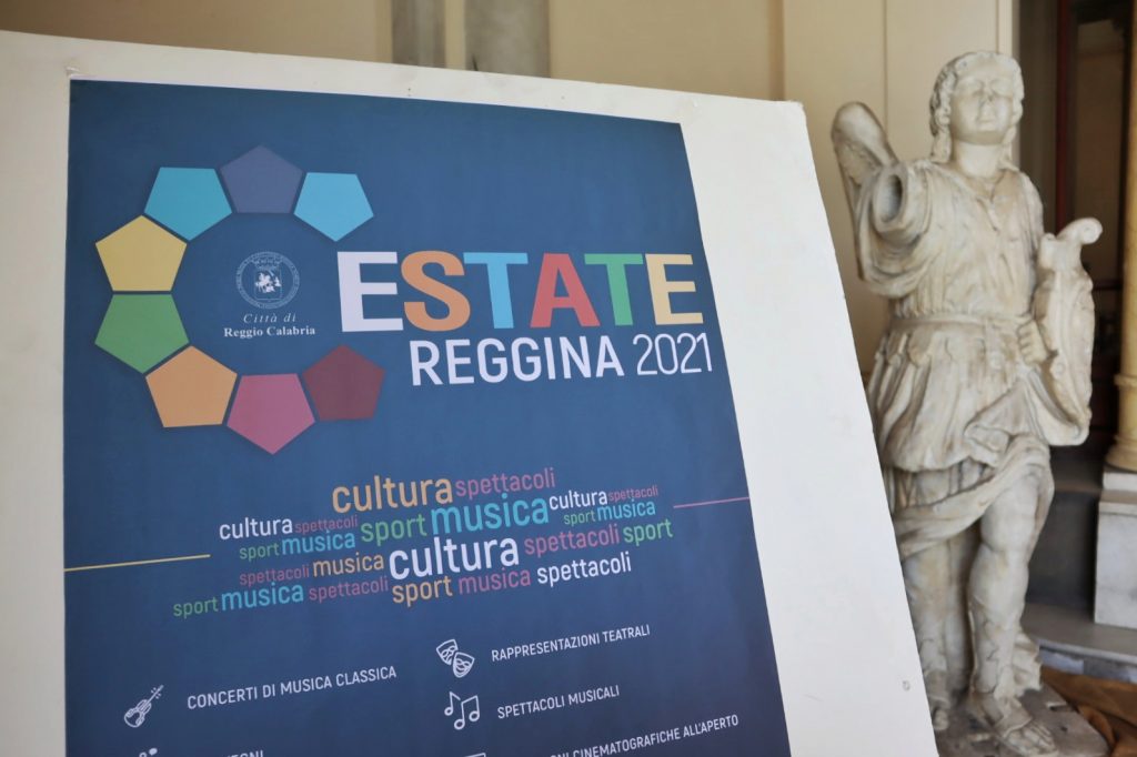 Reggio Calabria: lunedì a Palazzo San Giorgio la presentazione del calendario dell’Estate Reggina. Ad illustrare il ricco programma di iniziative il sindaco Giuseppe Falcomatà