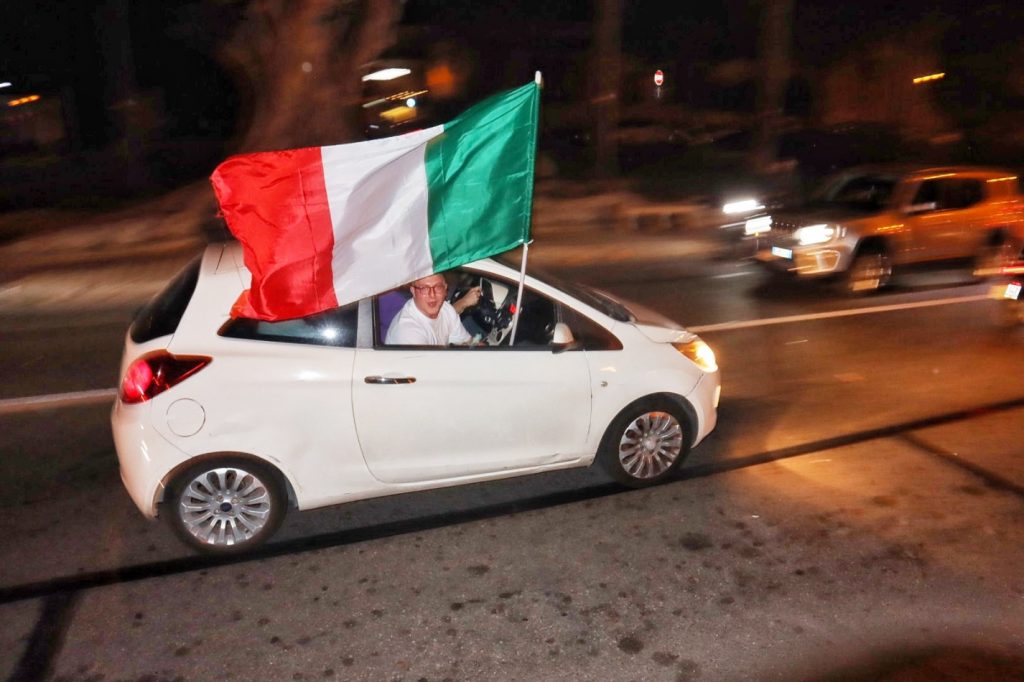 festa reggio calabria per italia in finale