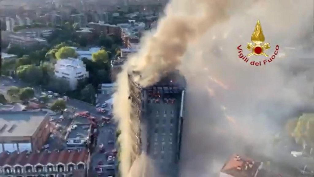 Incendio Palazzo Milano