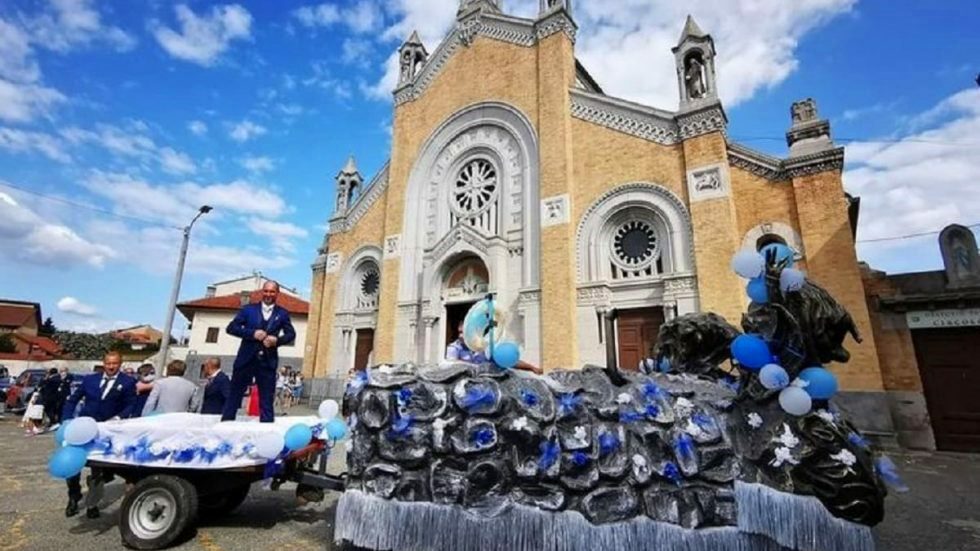 Il Lancio del Riso - Sposarsi in Calabria