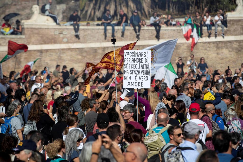 Manifestazione No Green Pass Roma