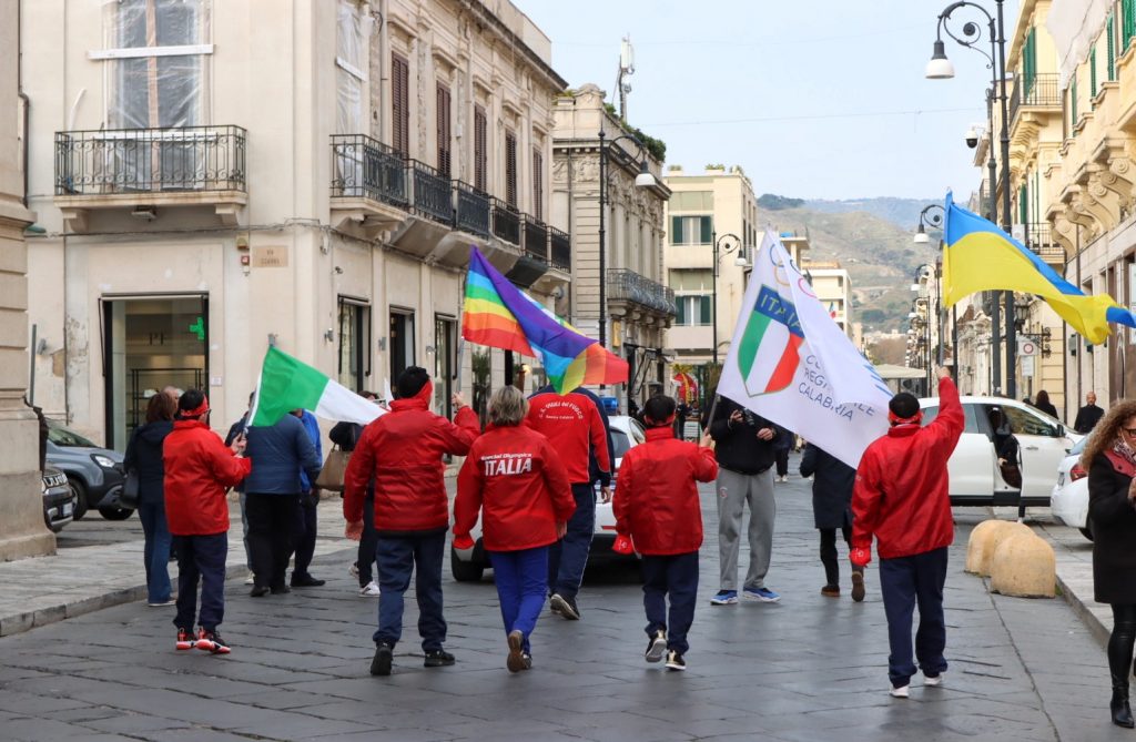 Staffetta Ucraina Fiamma che Unisce a Reggio Calabria