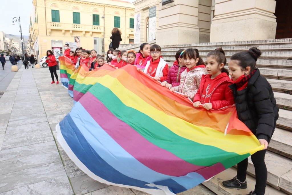 Staffetta Ucraina Fiamma che Unisce a Reggio Calabria