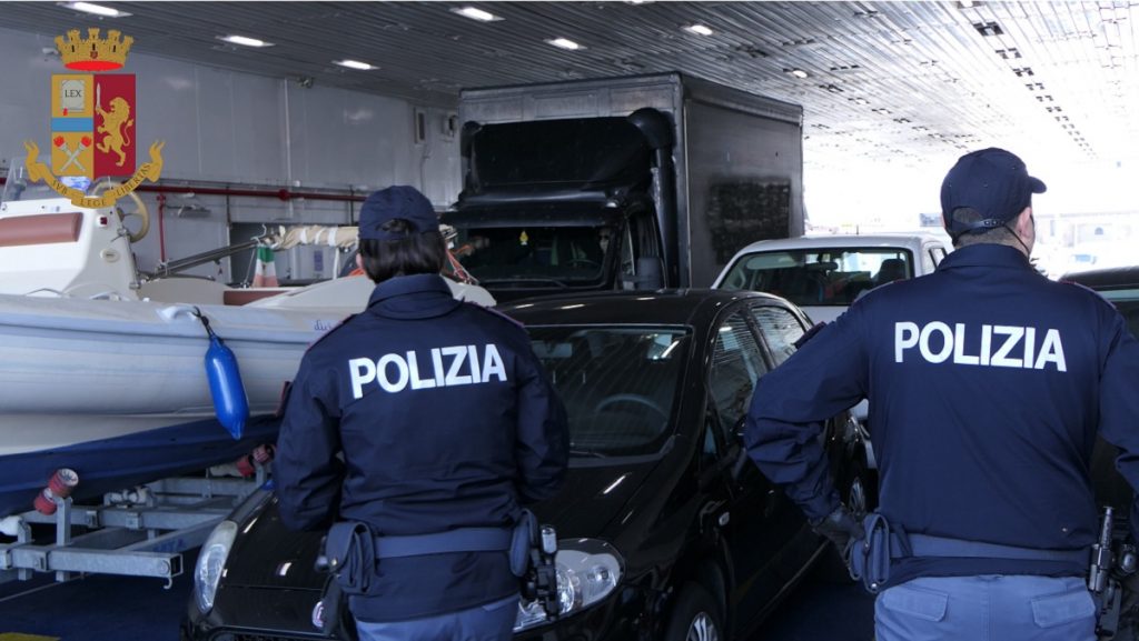 controlli polizia stretto messina