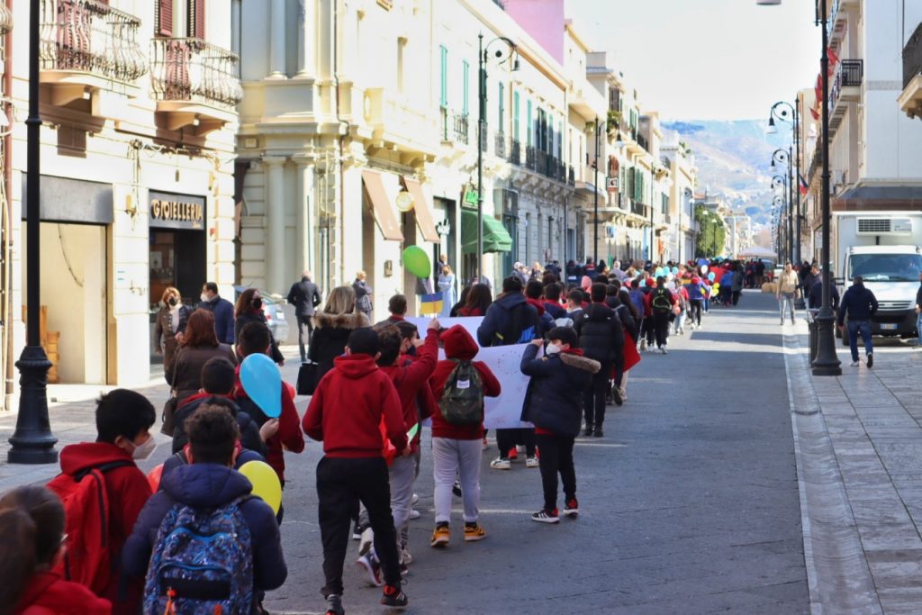 passeggiata per la pace de amicis bolani reggio calabria