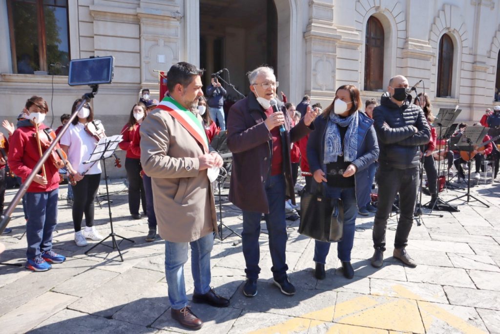 passeggiata per la pace de amicis bolani reggio calabria