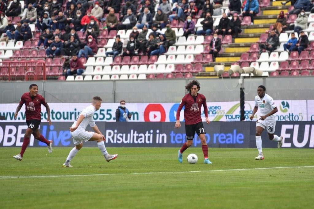 reggina-cosenza cortinovis folorunsho