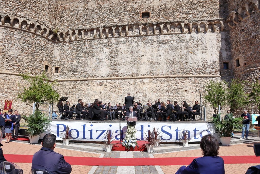 170esimo anniversario della Polizia di Stato castello aragonese