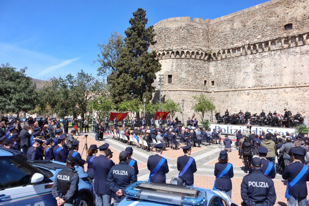 170esimo anniversario della Polizia di Stato castello aragonese