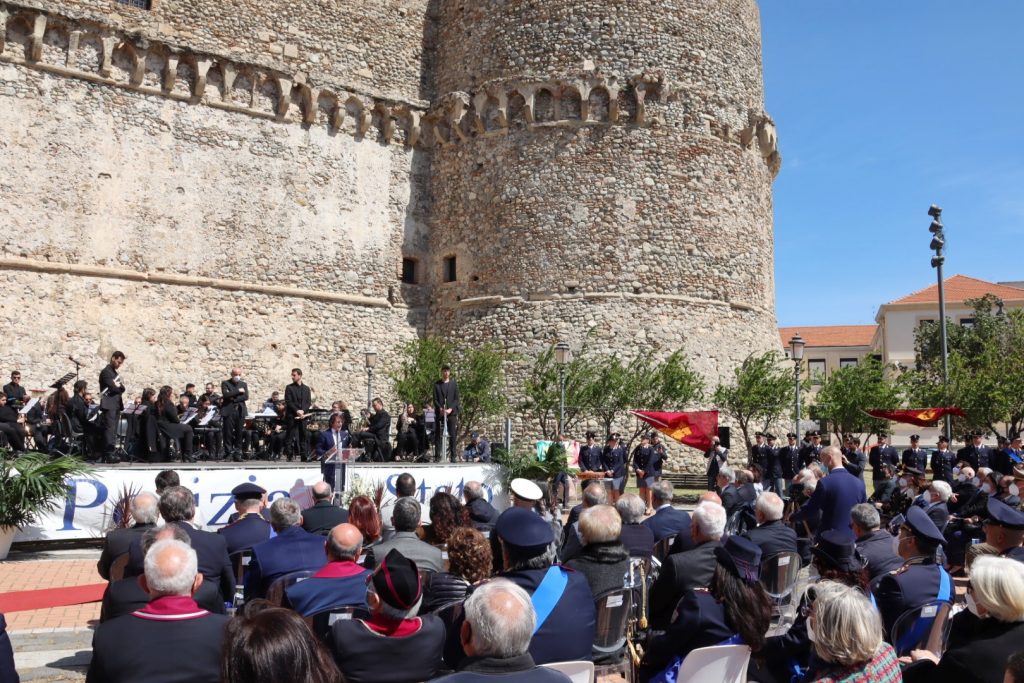 170esimo anniversario della Polizia di Stato castello aragonese