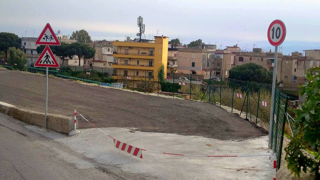 Area parcheggio Liceo Volta