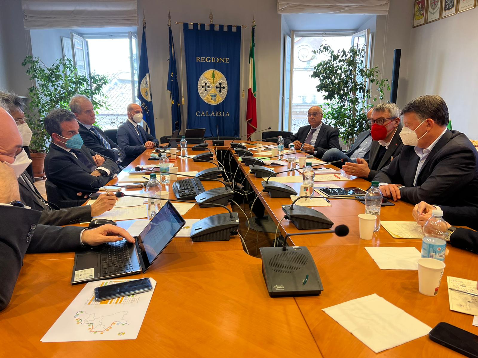 incontro regione calabria-sindacati