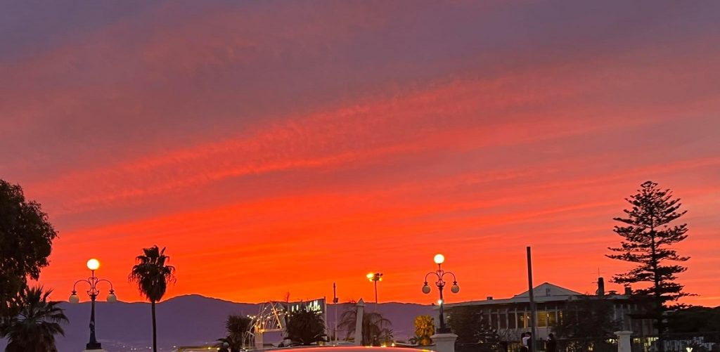 tramonto reggio calabria 30 aprile 2022