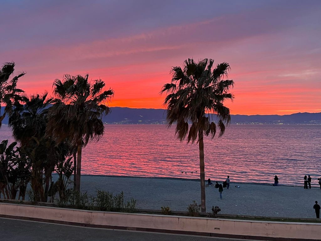 tramonto reggio calabria 30 aprile 2022