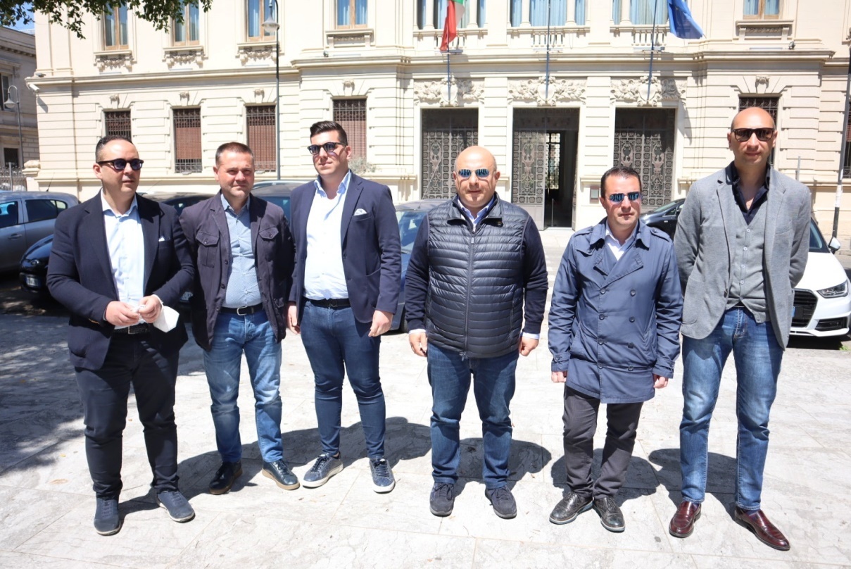 conferenza centrodestra reggio cal su bilancio comunale