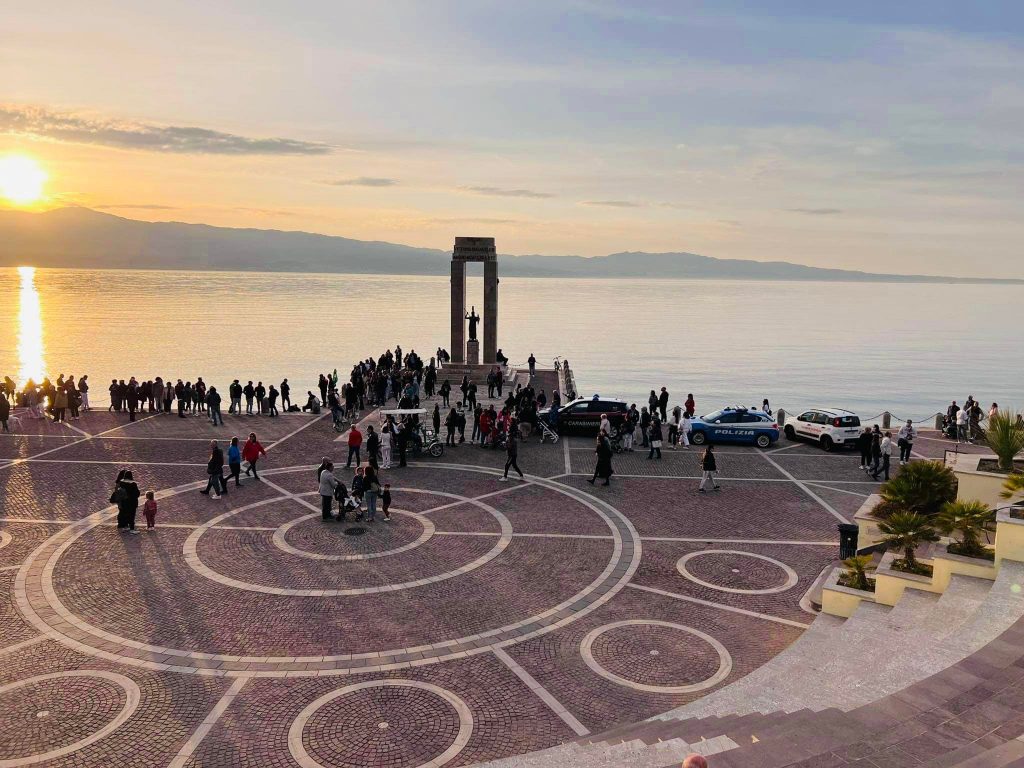 salvataggio all'arena dello Stretto