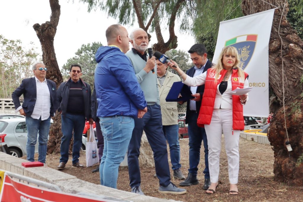 sfilata ferrari 1 maggio reggio calabria