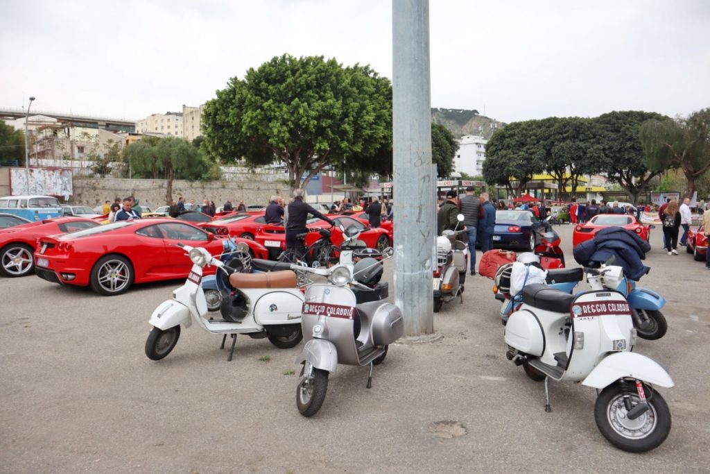 sfilata ferrari 1 maggio reggio calabria