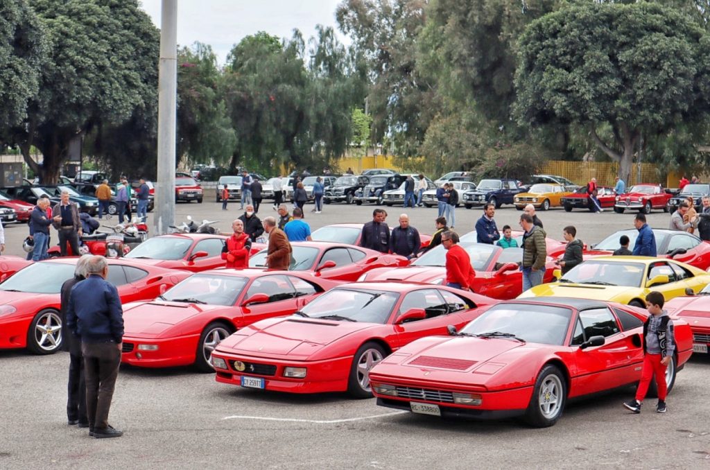 sfilata ferrari 1 maggio reggio calabria